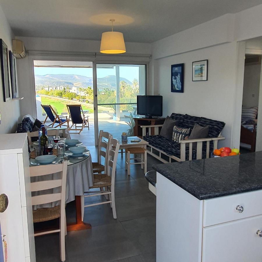 Latchi Ithaki, 2 Bedroom Penthouse מראה חיצוני תמונה
