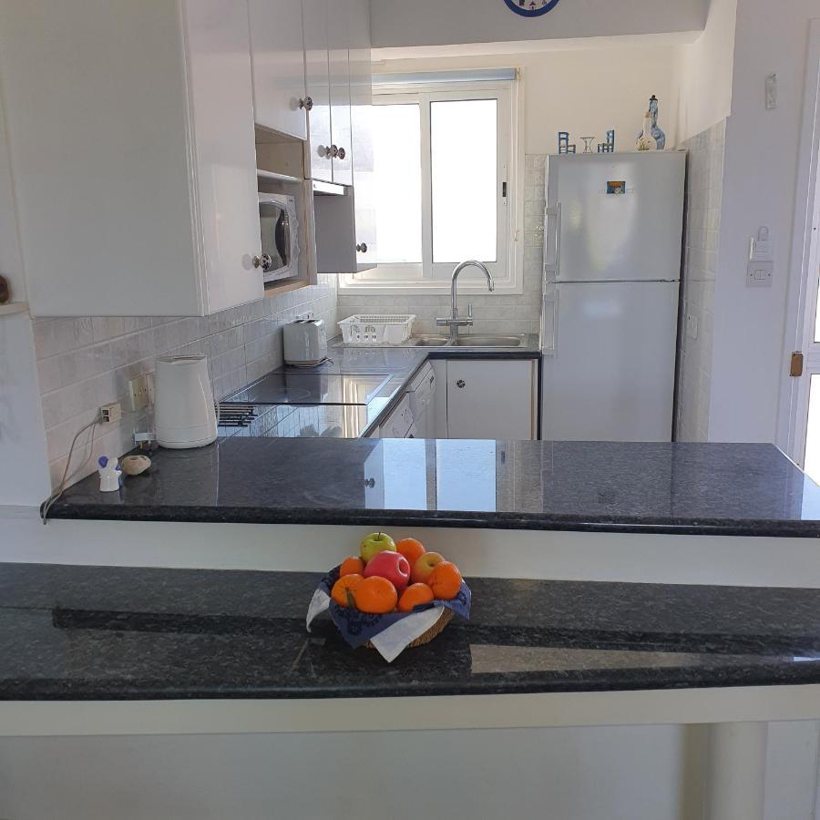 Latchi Ithaki, 2 Bedroom Penthouse מראה חיצוני תמונה